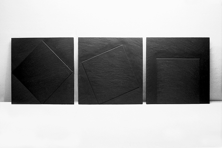 Schieferrelief drei Teile, Albert Cinelli, Art